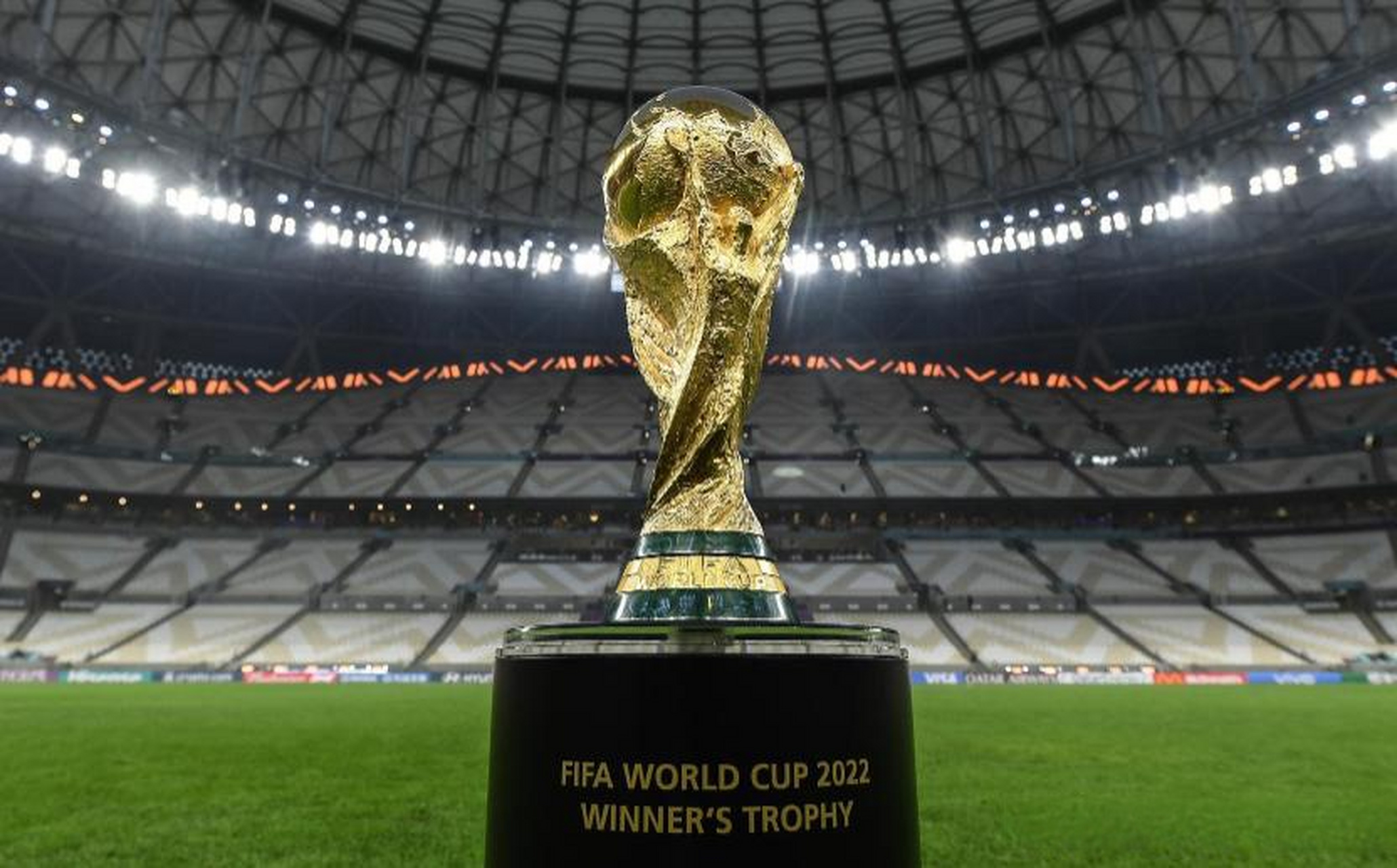 逐渐形成覆 逐渐形成覆